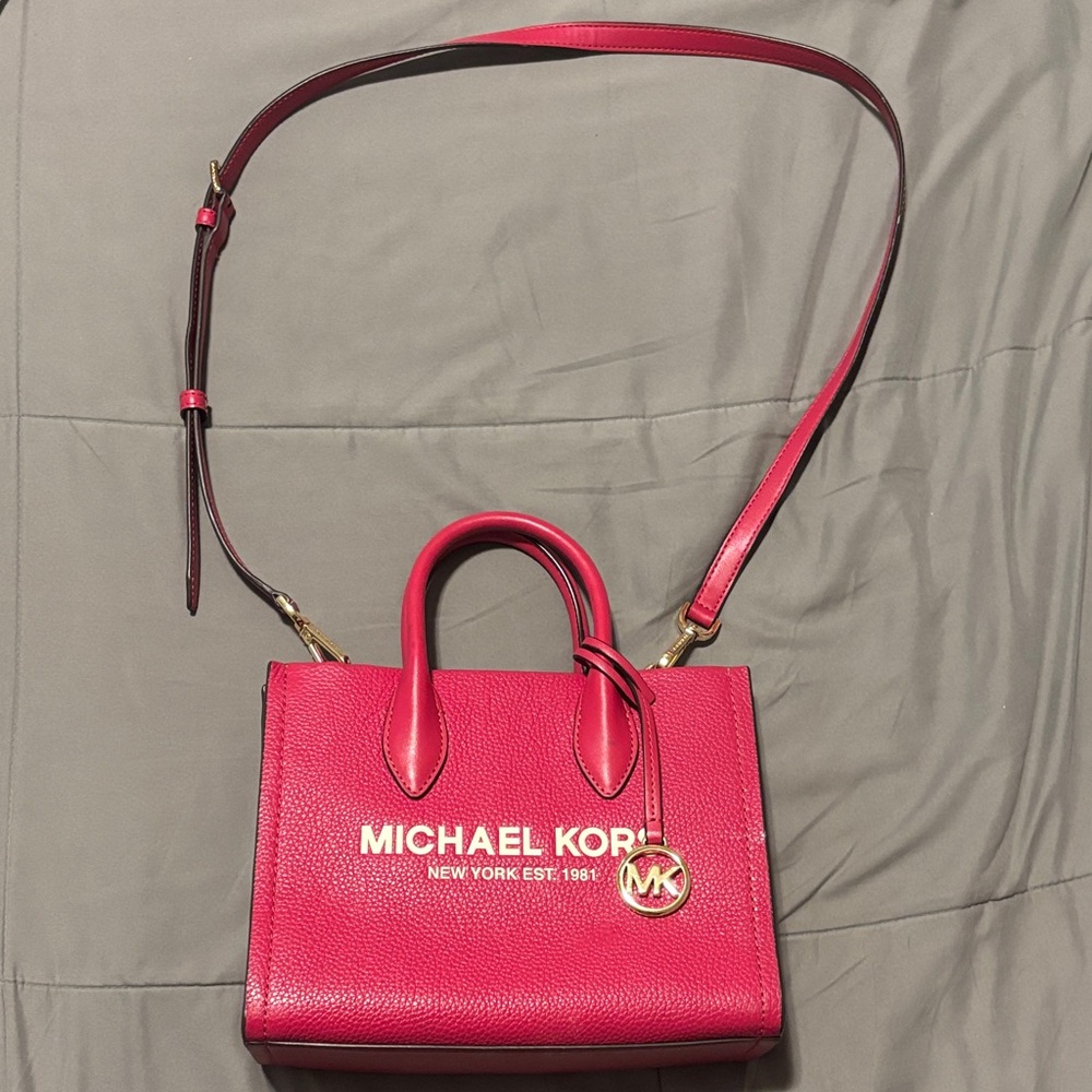 Michael Kors Fuchsia Crossbody Small Tote Bag With Matching Wallet included
